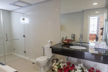 הו צ'י מין סיטי Saga Hotel מראה חיצוני תמונה